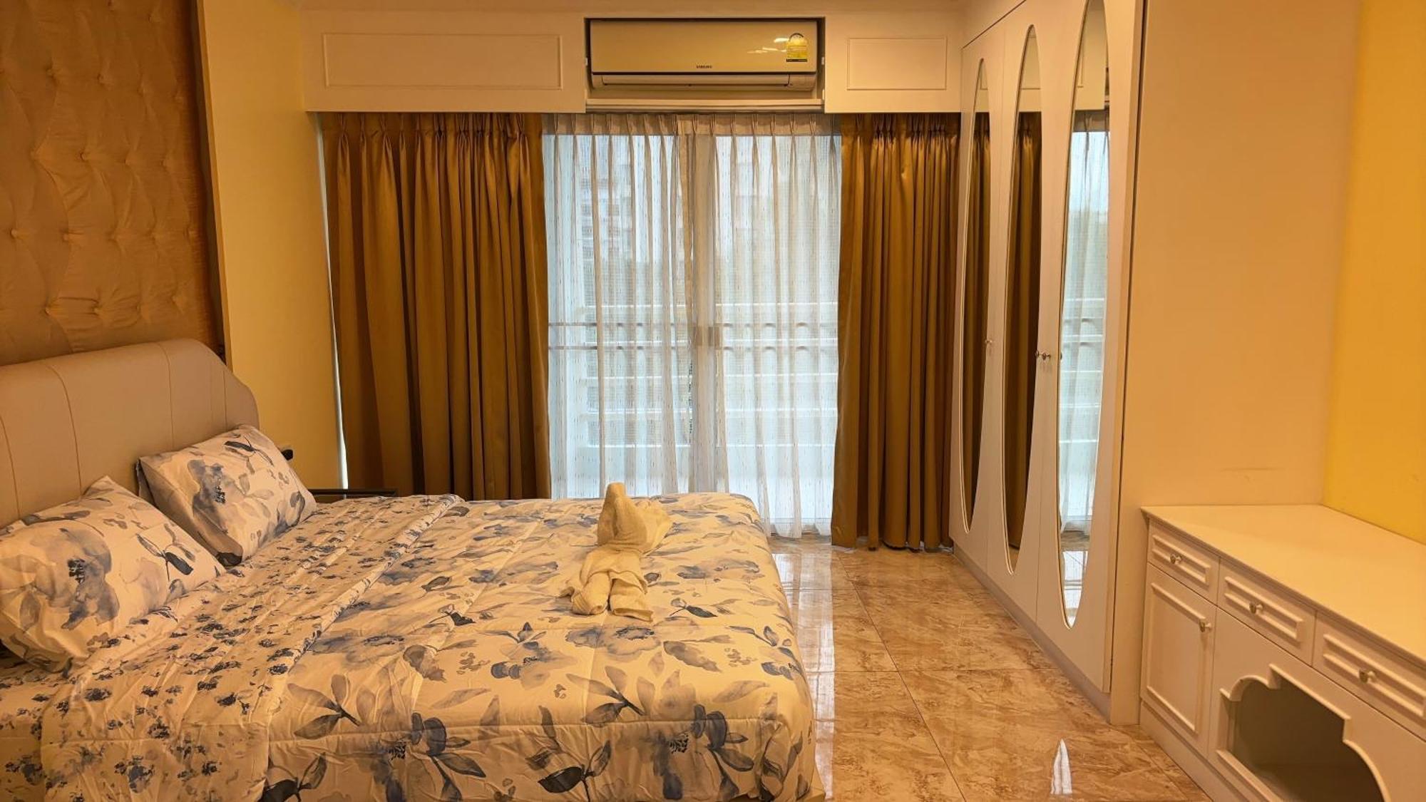 View Talay 6 Pattaya Beach By Anatolia Condo Suite ภายนอก รูปภาพ