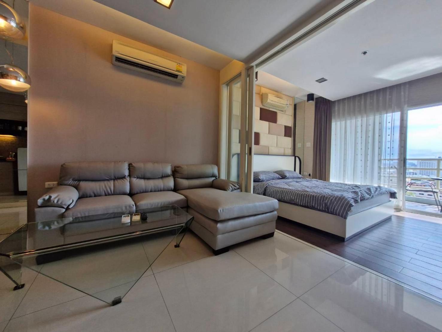 View Talay 6 Pattaya Beach By Anatolia Condo Suite ภายนอก รูปภาพ