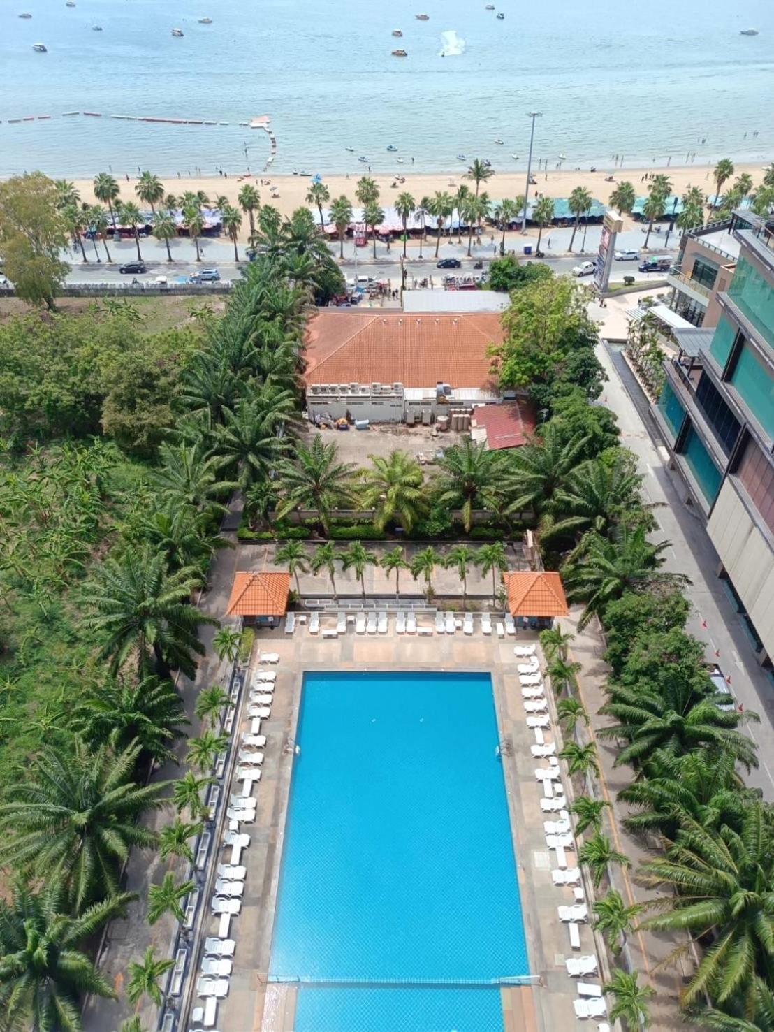 View Talay 6 Pattaya Beach By Anatolia Condo Suite ภายนอก รูปภาพ
